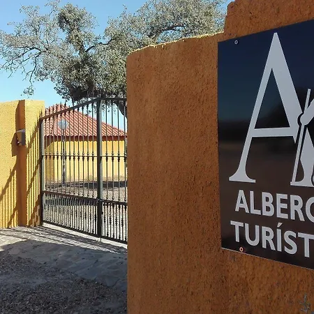 Turistico De Cornalvo Ostello *