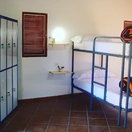 Turistico De Cornalvo Hostel
