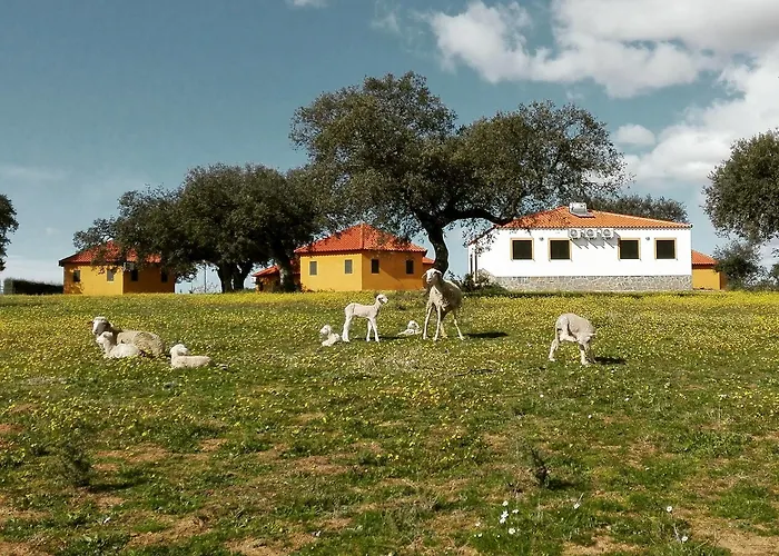 Hostel Turistico De Cornalvo Trujillanos